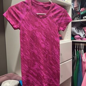 Sonic pink swiftly tech full length size 2